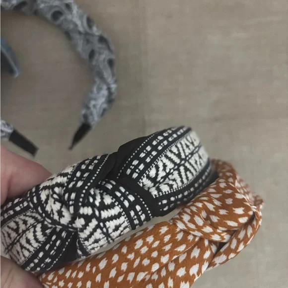 Amazon Black and Orange Patterned Headbands - Picture 2 of 6